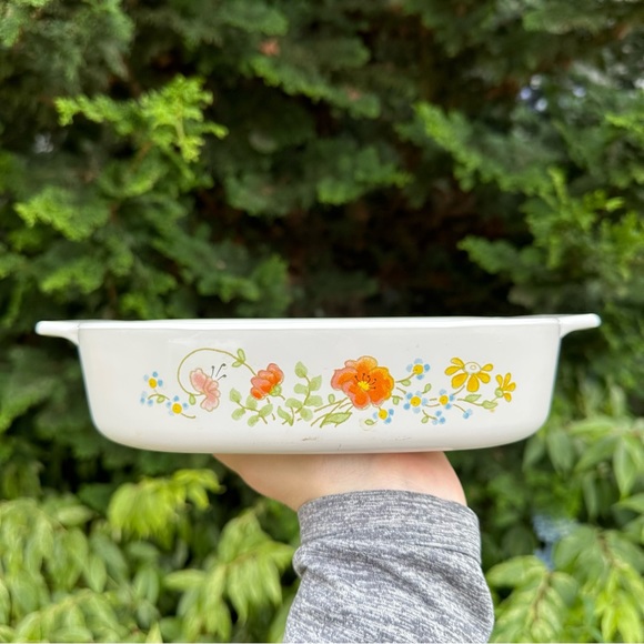 Vintage Corningware Wildflower Ceramic Casserole Dish/Pan | A-8-B | 1.4 Liter - Picture 5 of 10
